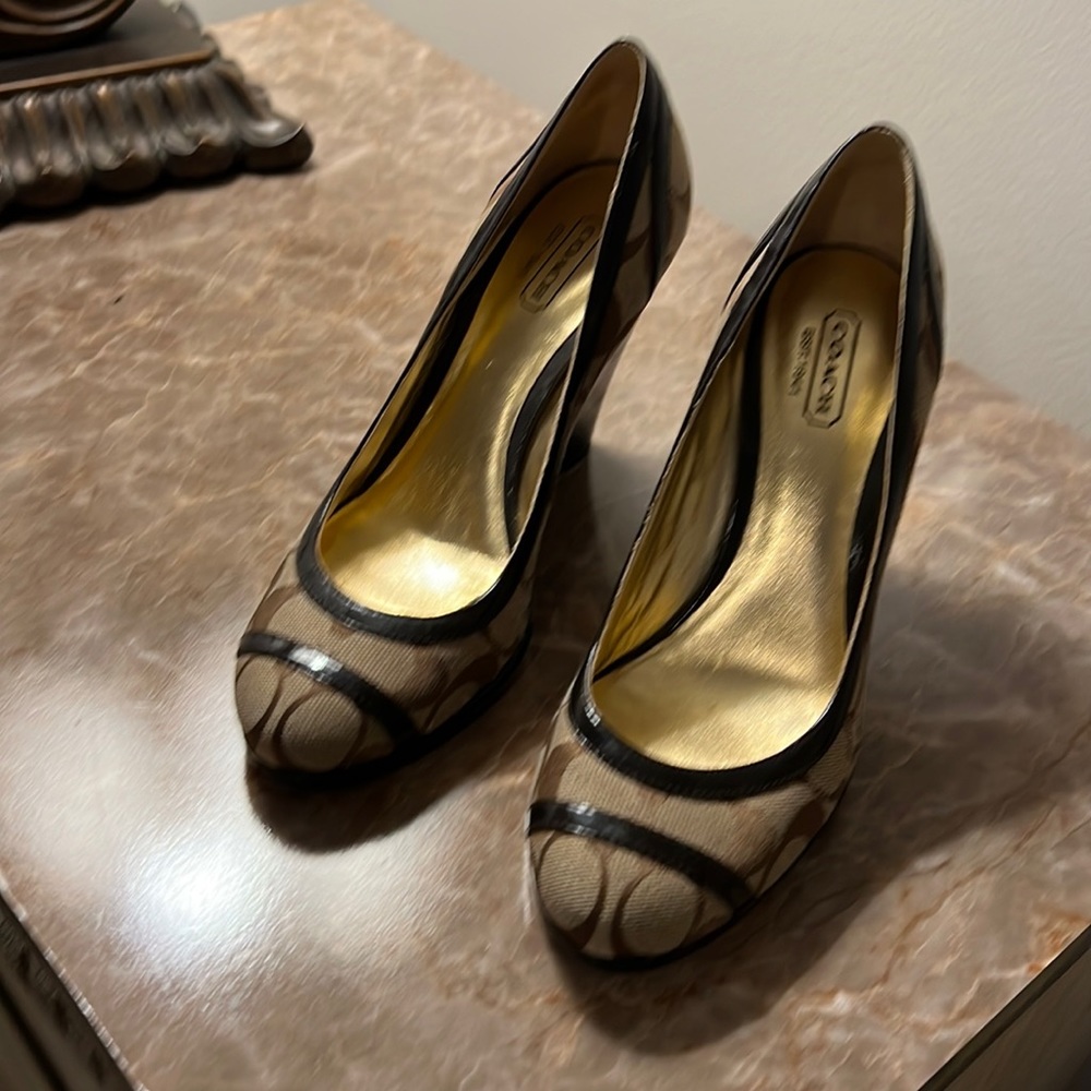 Coach wedges